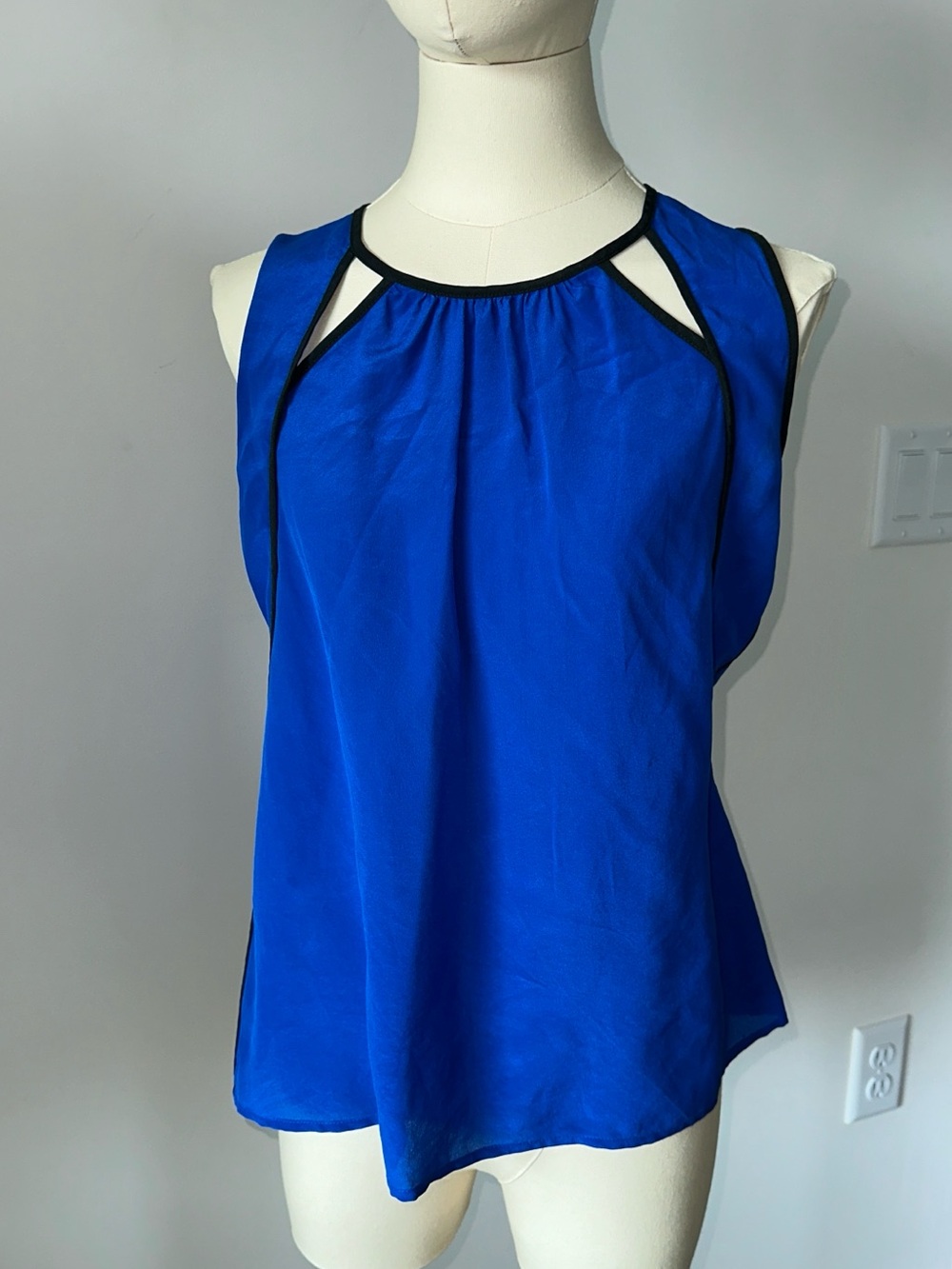 BR Royal Blue Sleeveless 100% silk